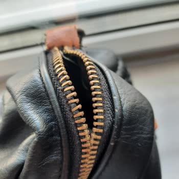 Derimod Deri Mont Canta Fermuarı