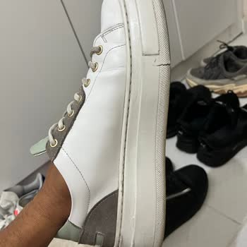Elle Ayakkabı Elle Nin Ürünü