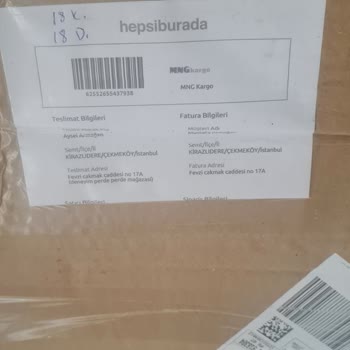 Yeti Mobilya Hepsiburada'dan Aldığım Kitaplık Kırık Çıktı Ve İade Kabul Edilmiyor