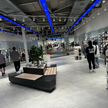 Sneaks Up Etiket Fiyatından Ürünü Vermiyor