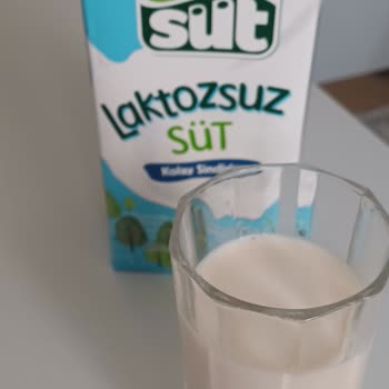 Teksüt Laktozsuz Süt Rengi Farkı