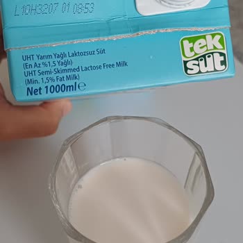 Teksüt Laktozsuz Süt Rengi Farkı