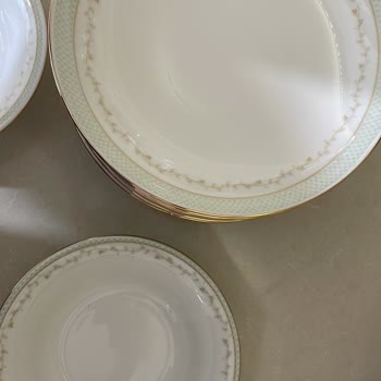 Madame Coco Kırık Ürün Mağduriyetimi Telafi Etmiyor.