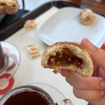 Simit Sarayı Kurabiyesi İçleri Boş Tatları Çok Kötü