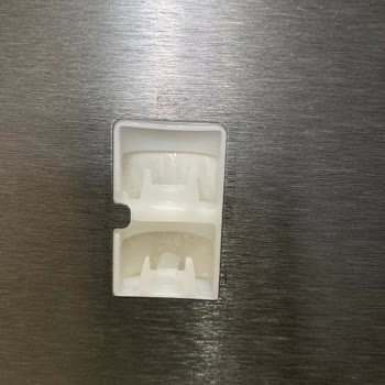 Arçelik Buzdolabının Kolları ve Tutamacı Kırılıyor