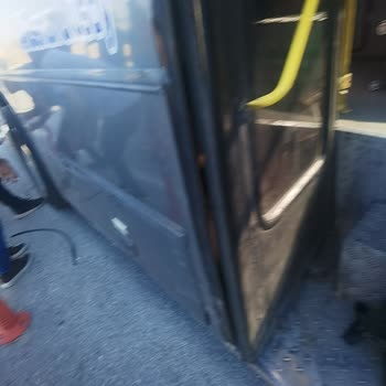 Pamukkale Turizm Çok Eski Servis Yüzünden Yolda Kaldık