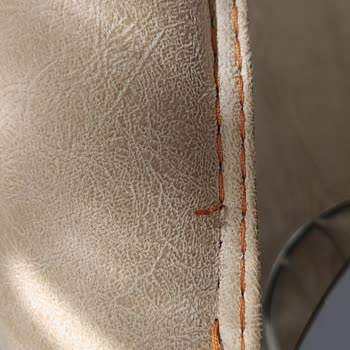 Yener Orman Ürünleri Koltukların Dikiş Atması