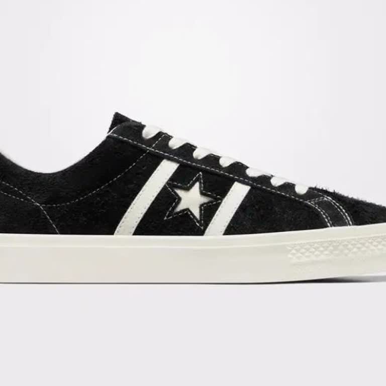 Converse Süet Ayakkabı Vurması