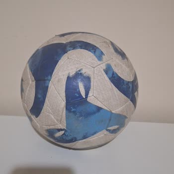 Adidas Futbol Topu, Paramız İle Rezil Olduk