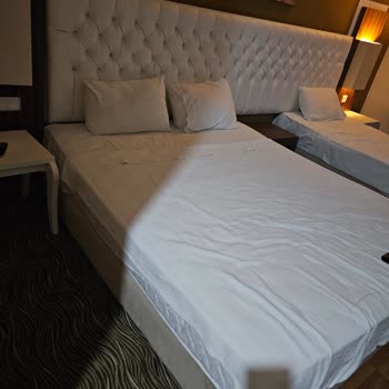 Elitium Thermal Hotel Elitium Termal Hotel'de Temizlik Ve Hizmet Sorunları