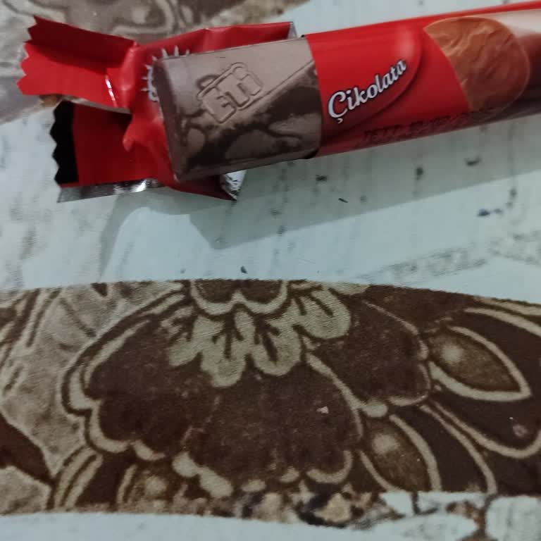 Eti Gıda Çikolata Bozuk Çıktı