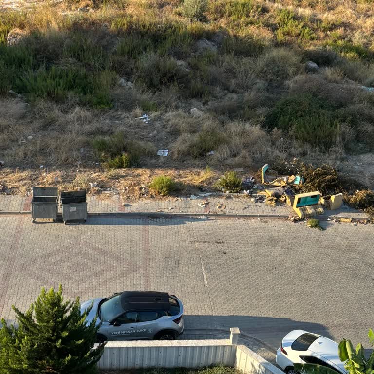 Mersin Yenişehir Belediyesi Mersin Çiftlikköy Mahallesinde Temizlik Sorunu