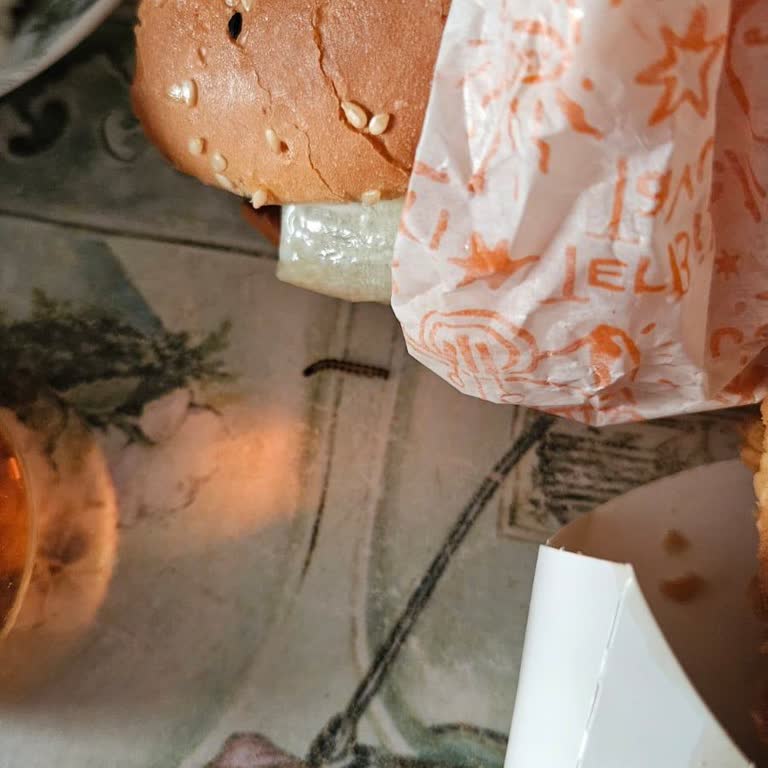 Popeyes'ten Çıkan Kurt