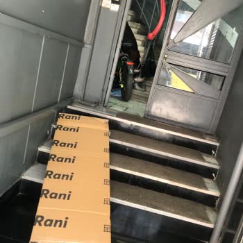 Rani Mobilya Ürünü Benden Habersiz Girişteki Bir Esnafa Bıraktı