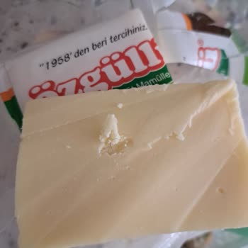 Özgüllü Süt Ürünleri Özgüllü Kaşar Peynirinde Hijyen Sorunu