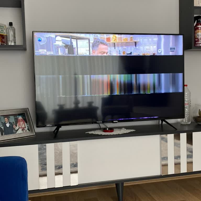 Vestel. TV Değiştirilmesini İstiyorum İki Sefer. Ekran Bozuldu.