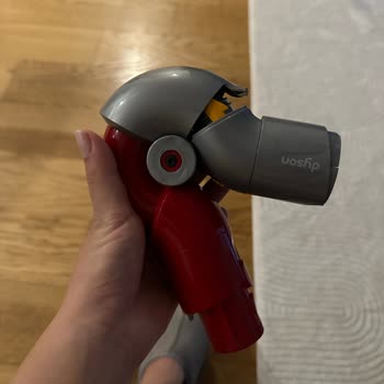 Dyson Aparatları 1 Ay Bile Dayanmadı!