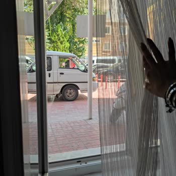 Acil Serviste Sigara İçen Doktorlar Ve Yetersiz Hizmet