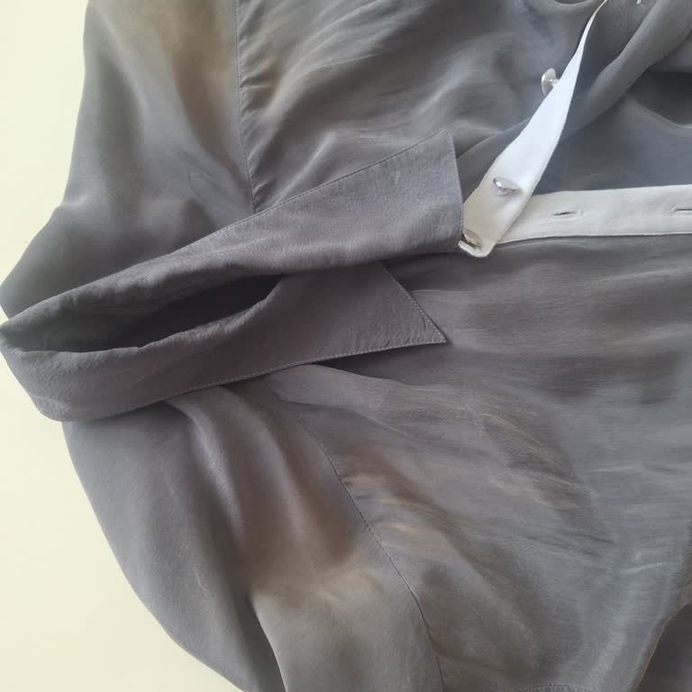 Miss Dalida Yazlık Pardösüde Hızlı Deformasyon Ve Sararma Sorunu