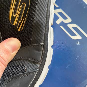 In Street'ten Aldığım Skechers Ayakkabıda Kısa Sürede Açılma Oldu