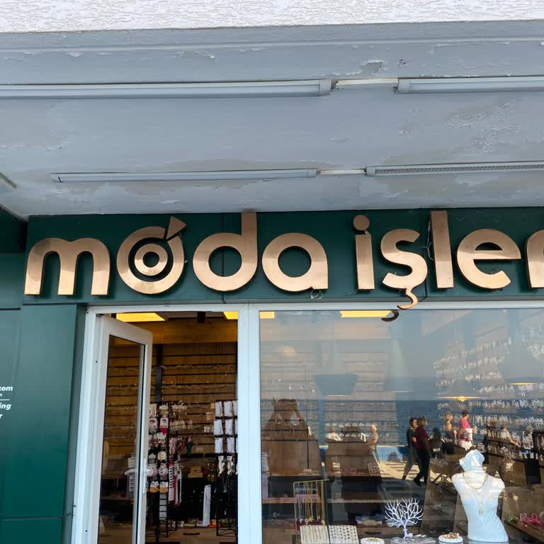 Moda İşleri (Instagram) Güzelyalı Bursa'da Aldığım Çantayı Değiştirmediler