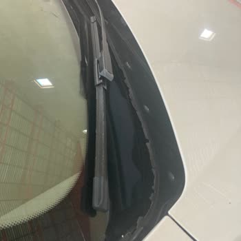 BMW F30 Ön Cam Fitili