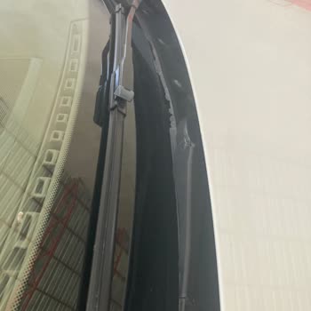 BMW F30 Ön Cam Fitili