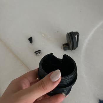 Stanley Termosun Kapağı Patladı