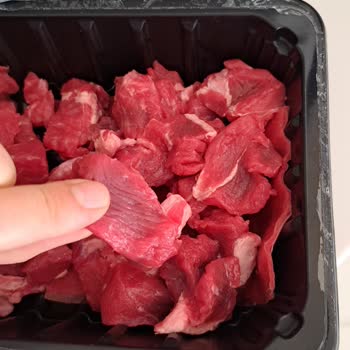 Şok Marketler Lezzetlim Kuşbaşı Et Bozulmuş