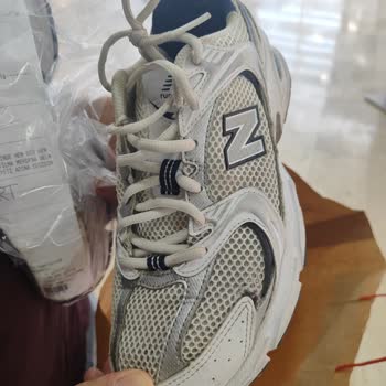 New Balance 530 Modelinde Deforme