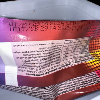 Golf Dondurma Roka Dondurma Tüketiminde Ağız Uyuşması Ve Acı Tat