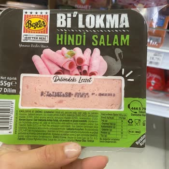 Uysal Market Tarihi Geçmiş Ürünlerle Dolu Market