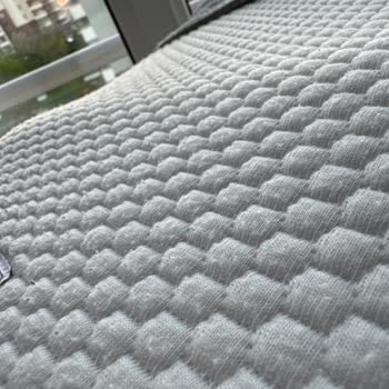 Yataş Juno Yatakta Tüylenme Sorunu