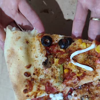 Domino's Ekstra Malzeme Eksikliği Şikayeti