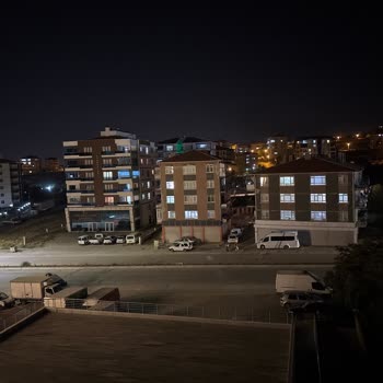Başkent Elektrik Dağıtım Yakacık Bulvarı'nda Aydınlatma Eksikliği