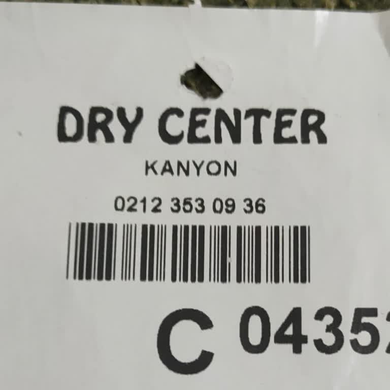 Dry Center Kanyon Pantolonumu Vermiyor.