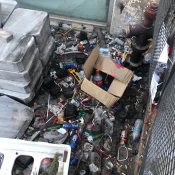 PTT Kargo Bodrum Şubesi Çevre Kirliliği Ve Park Sorunu
