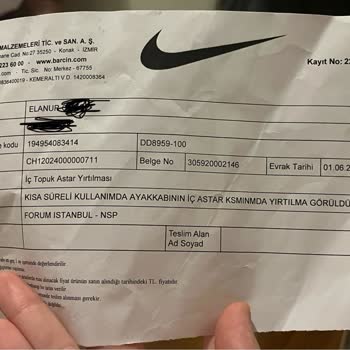Nike Mağazasından Aldığım Ayakkabı 1 Ay İçinde Yırtıldı