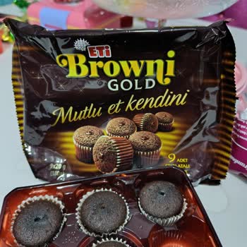 Eti Gıda Eti Browni Çikolata Soslu Kekte Kurt Çıktı