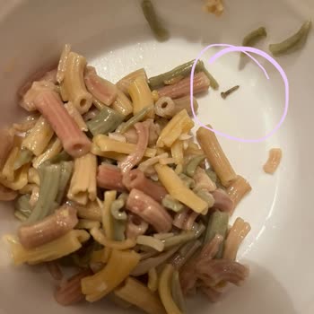 E-bebek Hammm Makarnadan Vida Çıktı!