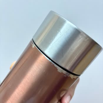 Contigo Termosumun Boyası Sökülüyor