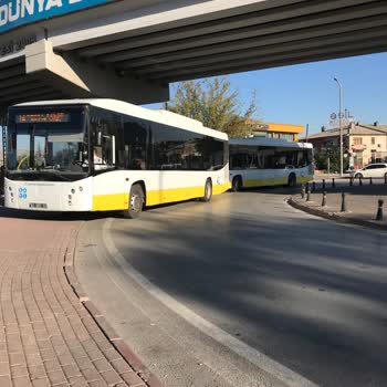 Konya Büyükşehir Belediyesi Otobüs Tarife Saatlerine Uymuyor