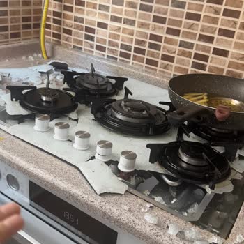 Kumtel Beşli Set Üstü Ocak Patladı