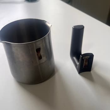 Arçelik Türk Kahve Makinesi Cezvesi Kullanımda Koptu