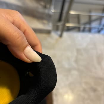 Nike Ayaklarım Yara Oldu...