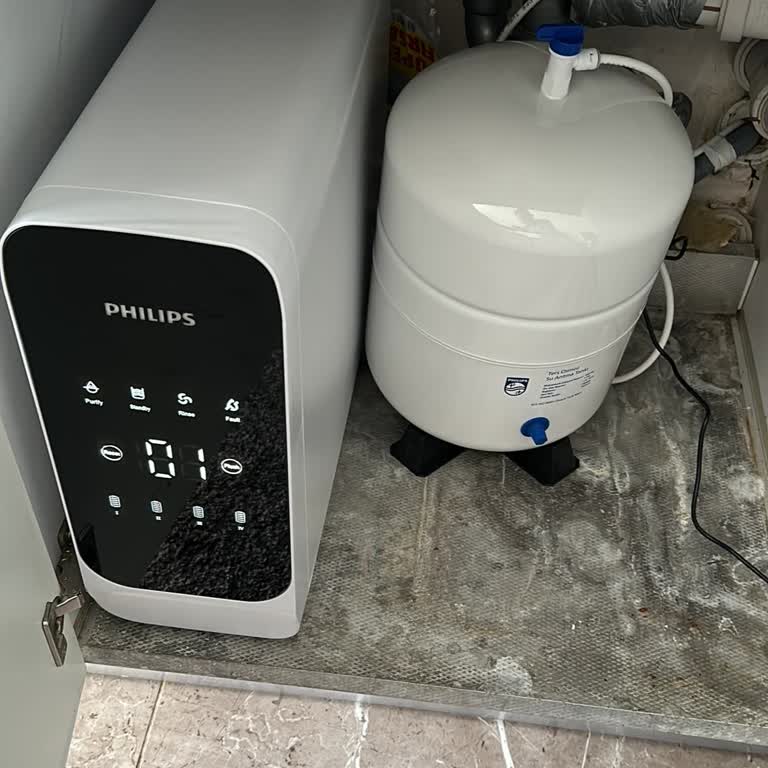 PHILIPS Ev Aletleri Philips Su Arıtma Cihazı Sorunu Bir Aydır Çözülemiyor.