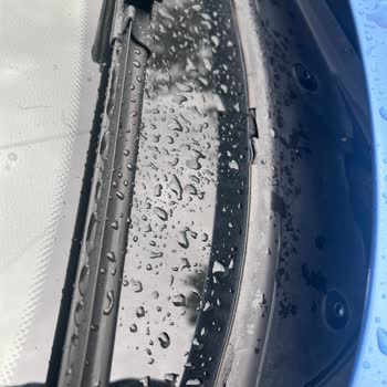 BMW 2015 F20 Aracım Su Alıyor