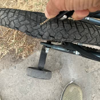 Ümit Bisiklet Mosso Çocuk Bisikletinin Arka Lastiği Kısa Sürede Yarılma Yaptı