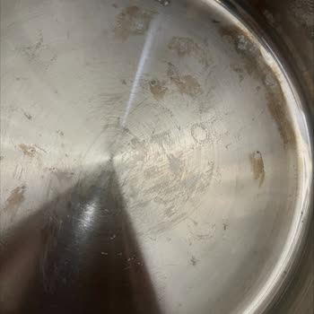 Zwilling Tencere Takımı İlk Kullanımda Karardı Ve Tabanı Soyuldu