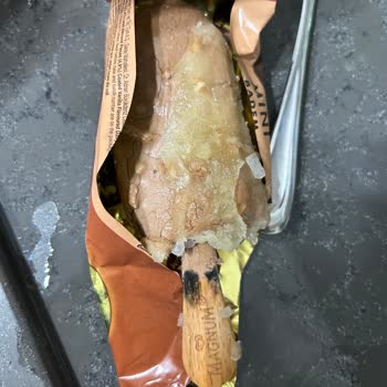 Magnum Mini Badem Dondurma